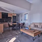 Olea Paros Isterni (Paros)