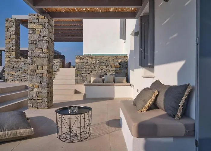 Olea Paros * Isterni (Paros)