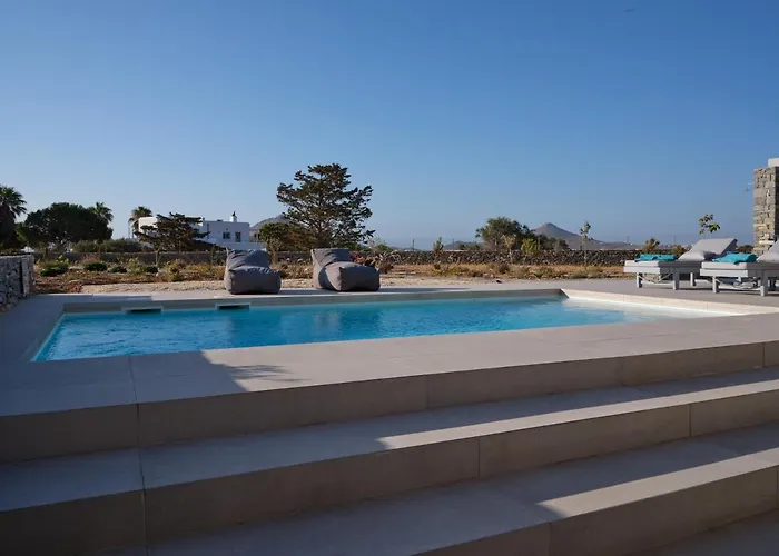 Olea Paros Villa *